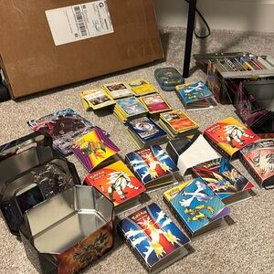 Pokémon Haul, over 1,000 cards